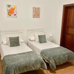 apartamento-las-quemadas.in-canary-islands.com/